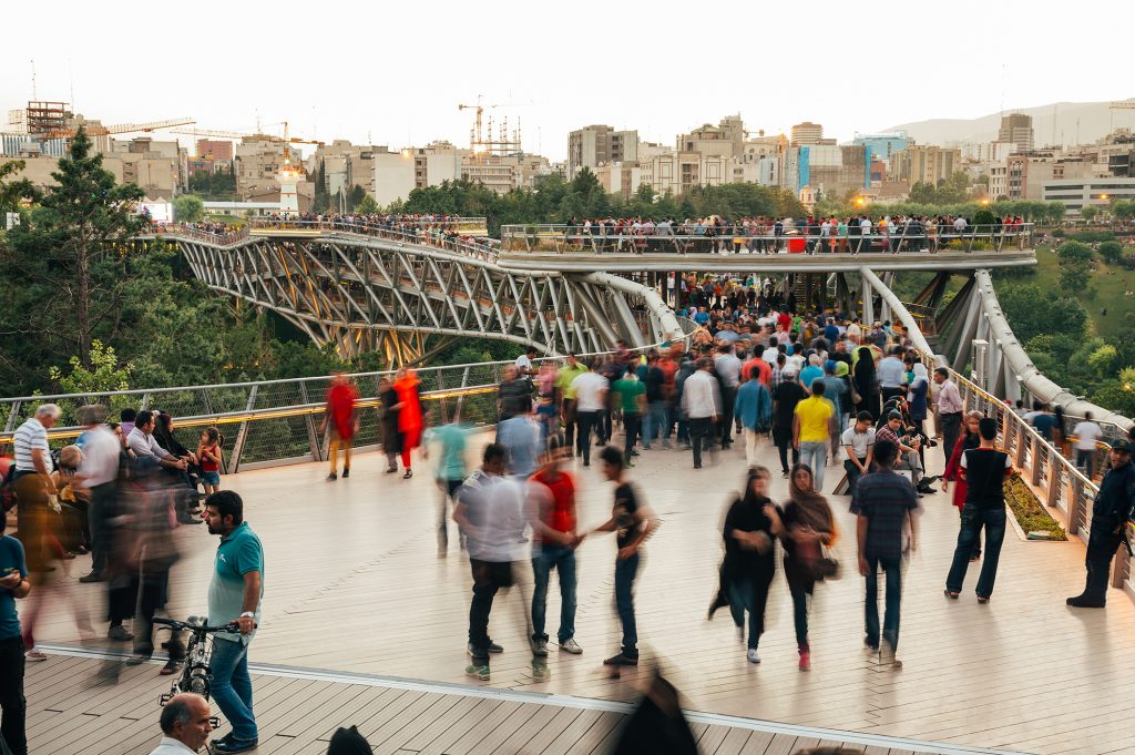 AR_New civic architecture_public space_Tabiat Brücke_1_Mohammad Hassan Ettefagh (1)